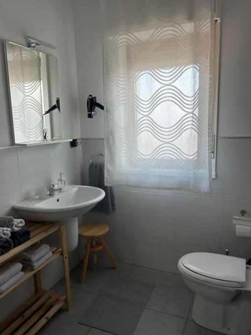 Casa Ultreia, Appartamento อาชิ กัสเตลโล ภายนอก รูปภาพ